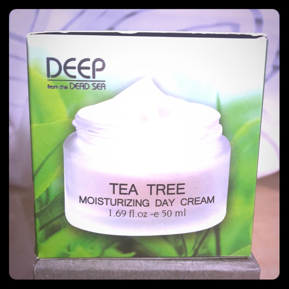 Deep From The Dead Sea Tea Tree Day Cream